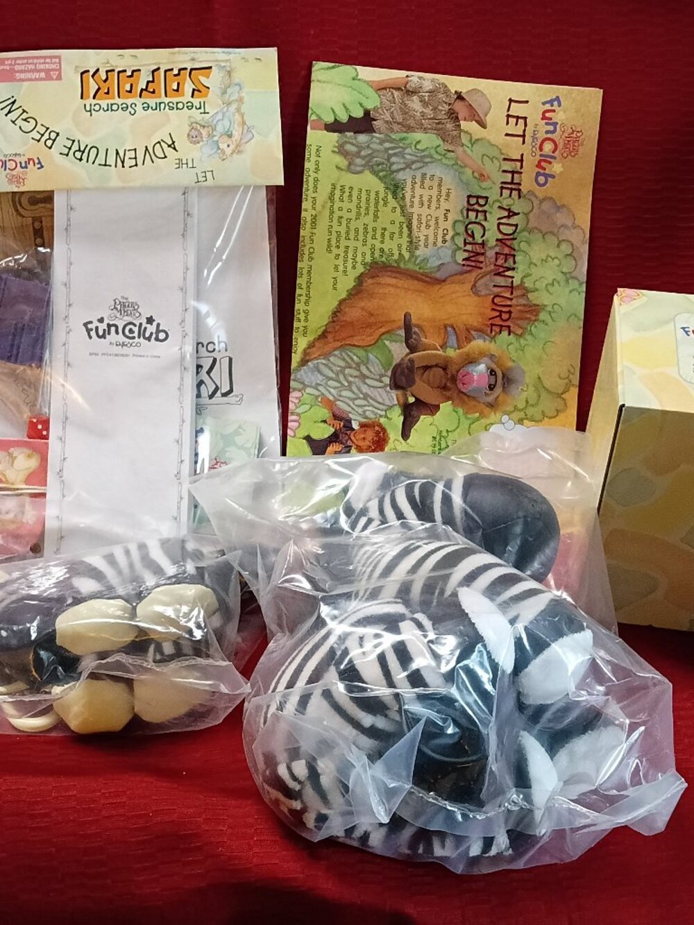Precious Moments Fun Club Treasure Search Safari Membership Kit (2001)